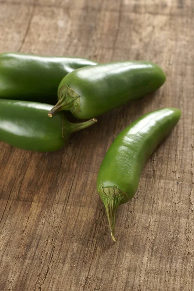 Groene Jalapeno Pepers Populaire Ingrediënten Mexicaanse Latijnse Voedsel Stockfoto