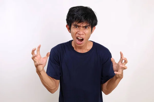 Porträt Eines Jungen Asiatischen Mannes Der Mit Wütender Miene Und — Stockfoto