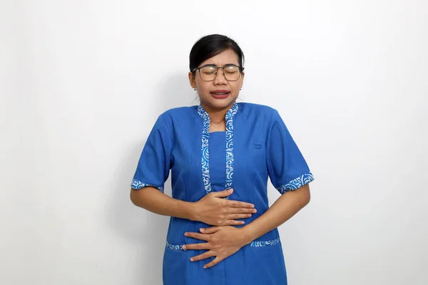 Jovem Mulher Asiática Segurando Sua Barriga Conceito Dor Estômago Isolado — Fotografia de Stock
