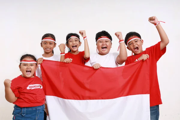 Heyecanlı Endonezyalı Çocuklar Endonezya Nın Bağımsızlık Gününü Kutladılar — Stok fotoğraf