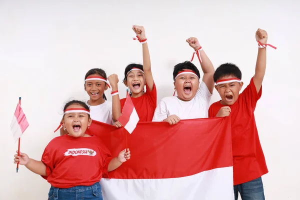 Opgewonden Indonesische Kinderen Vieren Onafhankelijkheidsdag Indonesië — Stockfoto