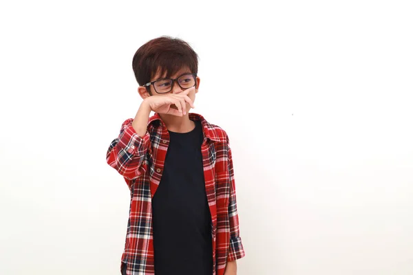 Asiatique Garçon Couvrant Son Nez Avec Ses Doigts Concept Mauvaise — Photo