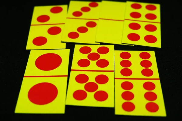 ドミノカードのすべてのダブルカード ７つのうち４つは — ストック写真