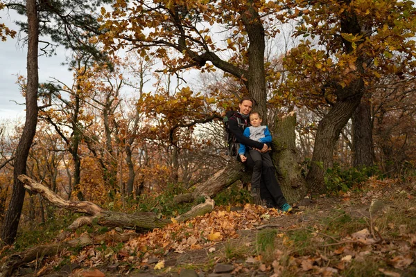 아이와 엄마가 있습니다 보내는 폴란드 의산들 — 스톡 사진