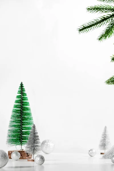 Composição Natal Com Decorações Fundo Branco Natal Inverno Conceito Ano — Fotografia de Stock
