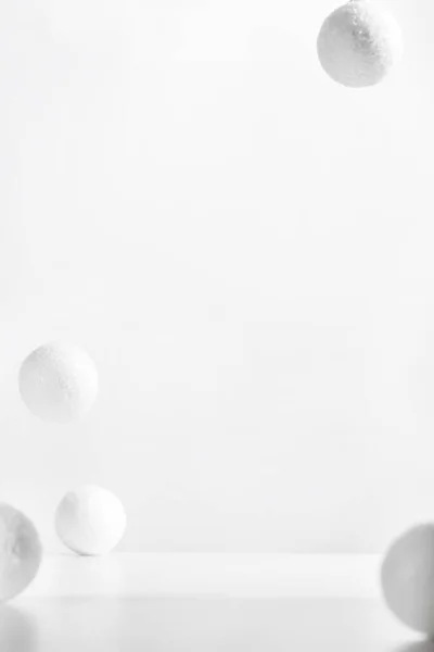 Рождественские Украшения Подарочная Коробка Флэтли Символическое Изображение Рождественский Фон Белый — стоковое фото