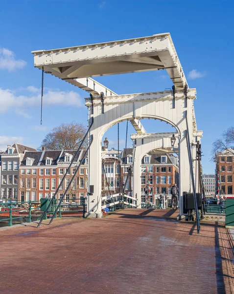 Magere Brug Eller Skinny Bridge Över Amstek River Amsterdam Nederländerna Stockfoto