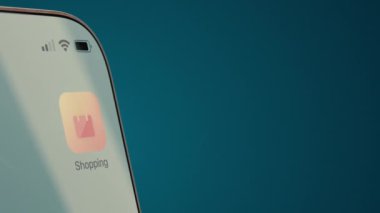 Alışveriş Uygulaması Cart, Fiyat Etiketleri ve Paketlerle Simge Canlandırması