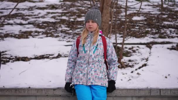 Upset Teenage Girl Sitting Winter Day Outdoors Boy Entering Gesturing — Stockvideo