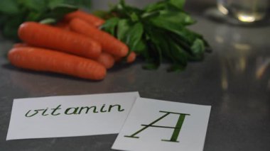 A vitamininin kritik önemini keşfetmek, özellikle havuç yoluyla mükemmel bir besleyici kaynak olarak