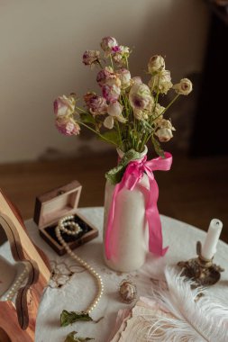 Mektup yazmak için klasik işyeri 