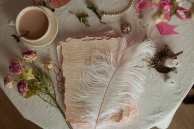 Mektup yazmak için klasik işyeri 