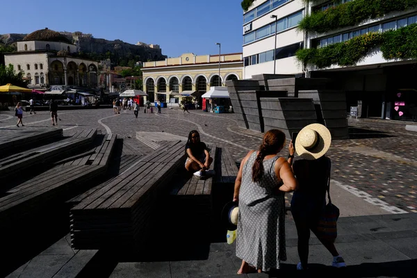 stock image People walks in the streets during a hot day in central Athens, Greece on August 17, 2022.