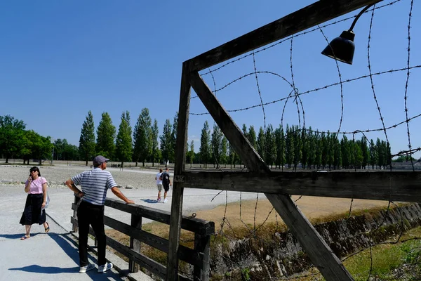 Besucher Besichtigen Juli 2022 Das Konzentrationslager Dachau Deutschland — Stockfoto