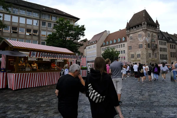Люди Ходять Центру Нюрнберга Німеччина Липня 2022 Року — стокове фото