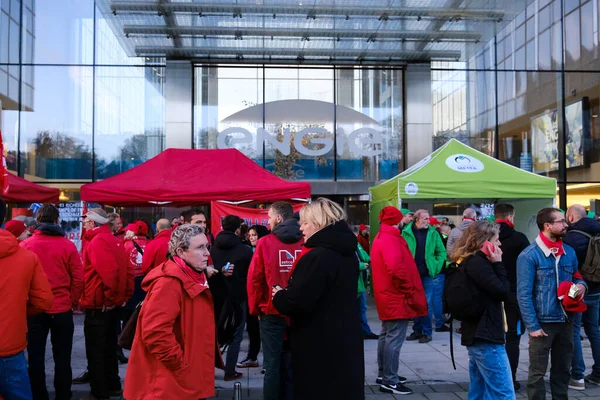 Medlemmar Fackföreningar Blockerar Högkvarteret För Energibolaget Engie Nationell Strejk Bryssel — Stockfoto
