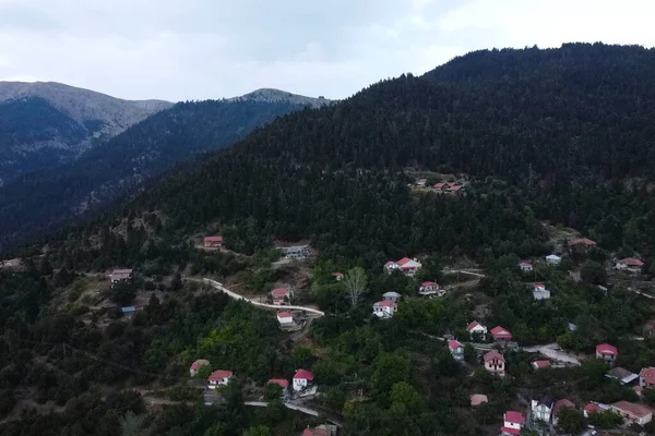 2022年8月12日のギリシャのレフカ村の空中写真 — ストック写真