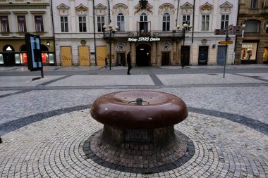 8 Ekim 2022 'de Çek Cumhuriyeti Prag' ın merkezinde boş sokaklar.