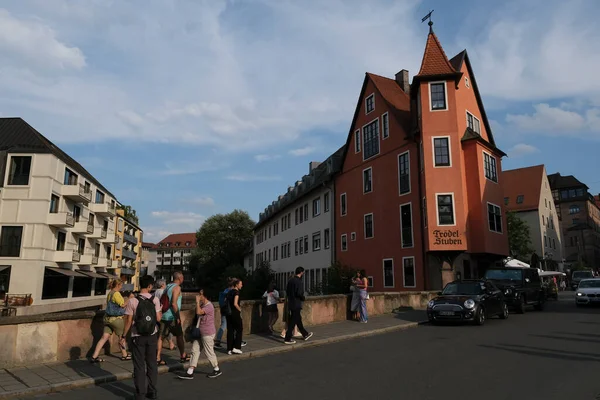 Люди Ходят Центре Нюрнберга Германия Июля 2022 Года — стоковое фото