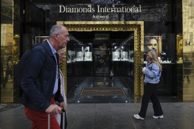 30 Ekim 2022 'de Belçika' nın Antwerp kentindeki kuyumcuların dış görünüşü.