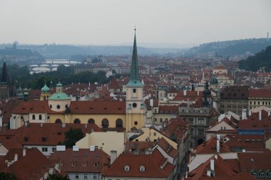 Çek Cumhuriyeti Prag panoramik manzarası 27 Temmuz 2022.