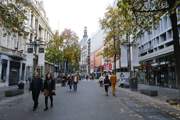 People Walk Shopping District Antwerp Belgium October 2022 — Stock Photo, Image