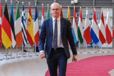 İrlanda Dışişleri Bakanı Simon COVENEY, AB dışişleri bakanlarının 14 Kasım 2022 'de Brüksel, Belçika' daki Avrupa Konseyi toplantısına katılmak üzere Belçika 'ya geldi..