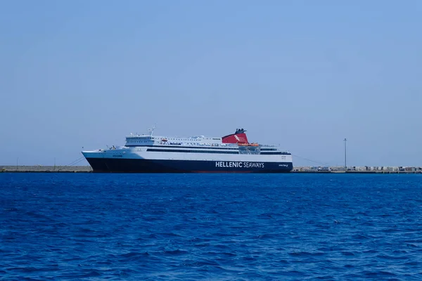 Navio Cruzeiro Visto Porto Ilha Rodes Grécia Julho 2022 — Fotografia de Stock