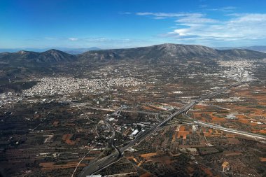 22 Kasım 2022 'de Yunanistan' ın Atina kentindeki Halka Yolu üzerindeki hava manzarası.