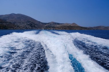 31 Temmuz 2022 'de Yunanistan' ın Symi limanının görüntüsü.