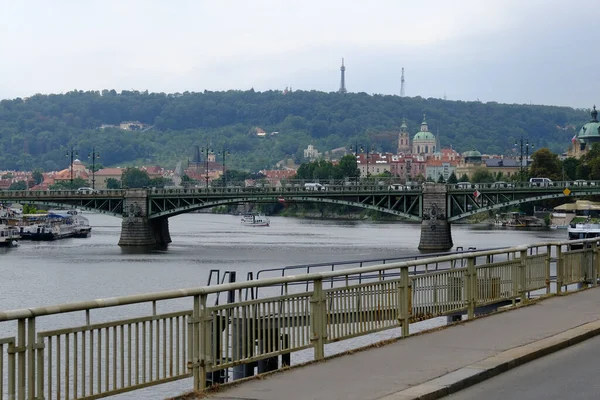 Çek Cumhuriyeti Prag Daki Eski Şehir Köprüsü Kulesi Temmuz 2022 — Stok fotoğraf