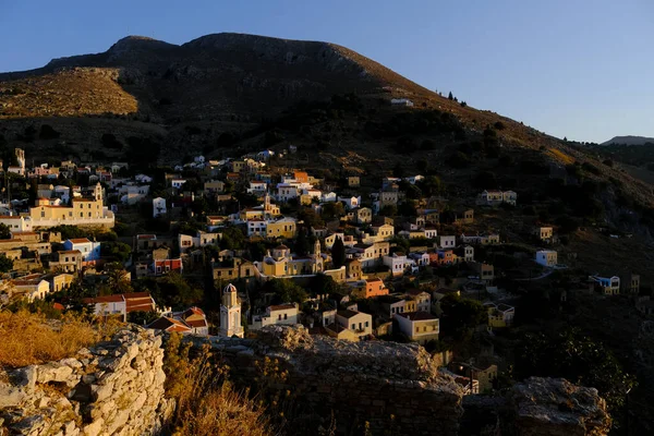 2022年7月31日希腊Symi的传统村庄 — 图库照片