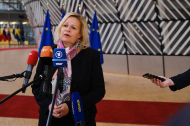 Almanya Federal Bakanı Nancy FAESER 8 Aralık 2022 'de Brüksel, Belçika' daki Avrupa İçişleri Konseyi 'ne katılmak üzere geliyor..