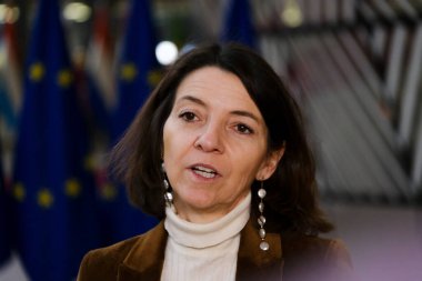 Laurence BOONE, 8 Aralık 2022 'de Brüksel, Belçika' daki Avrupa İş ve Sosyal Politika Konseyi 'ne katılmak üzere geliyor..