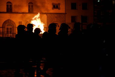 Katar 2022 Dünya Kupası 'nda İspanya ile Fas arasında oynanan karşılaşma sonrasında, 6 Aralık 2022 tarihinde Brüksel, Belçika' da protestocular toplum polisiyle çatışmaya girdi.. 