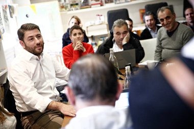 MEP Androulakis Nikos, 18 Kasım 2017 'deki basın toplantısında Değişim Hareketi lideri adayı.