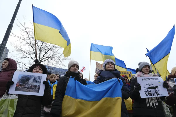 Protestors Hold Signs Wave Ukrainian Flags Demonstration Support Ukraine Headquarters — Stock Fotó