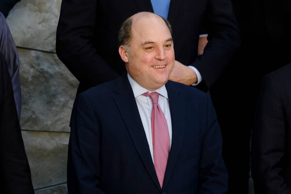 Бен Уоллес, Министр обороны, позирует с министрами обороны НАТО для семейного фото на второй день встречи в штаб-квартире НАТО в Брюсселе, Бельгия 15, 2023.