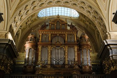 A pipe organ in St. Stephen s Basilica in Budapest, Hungary on December 21,2022.