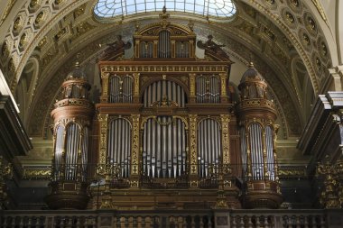 A pipe organ in St. Stephen s Basilica in Budapest, Hungary on December 21,2022.