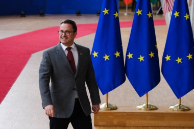 Lüksemburg Başbakanı Xavier Bettel 23 Mart 2023 'te Brüksel' deki AB karargahına bir AB Zirvesi için geldi.. 