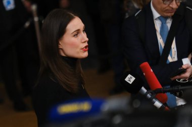 Finlandiya Başbakanı Sanna Marin AB Zirvesi için 23 Mart 2023 'te Brüksel' deki AB genel merkezine geliyor..