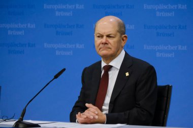 Almanya Başbakanı Olaf Scholz, AB Zirvesi sonrasında 24 Mart 2023 'te Brüksel' deki AB genel merkezinde düzenlediği basın toplantısında konuştu..