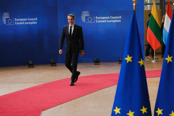希腊总理米佐塔基斯于2023年3月23日抵达布鲁塞尔欧盟总部参加欧盟峰会 — 图库照片