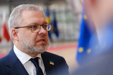 Enerji ve Ukrayna Enerji Bakanı Ebba Busch, 28 Mart 2023 'te Brüksel, Belçika' daki AB Enerji Konseyi sırasında basın mensuplarına bir konuşma yapmak üzere ülkeye geldi.