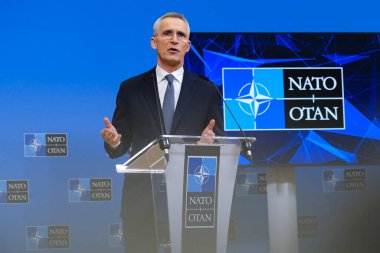 NATO Genel Sekreteri Jens Stoltenberg 3 Nisan 2023 'te Brüksel, Belçika' daki NATO genel merkezinde düzenlediği basın toplantısında konuştu..