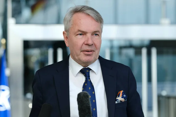 Pekka Haavisto Υπουργός Εξωτερικών Έρχεται Για Παραστεί Στη Συνάντηση Των — Φωτογραφία Αρχείου