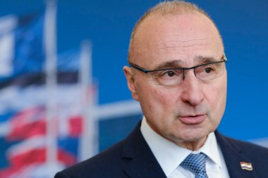 Gordan GRLIC RADMAN, Dışişleri Bakanı NATO dışişleri bakanlarının 5 Nisan 2023 'te Brüksel, Belçika' daki NATO genel merkezinde yaptıkları toplantıda basın konferansına seslendi.