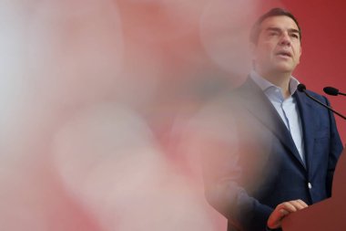 Yunanistan 'ın ana muhalefet Radikal Sol Koalisyonu (Syriza) parti lideri Alexis Tsipras, 9 Nisan 2023' te Atina, Yunanistan 'daki SYRIZA Merkez Komitesi toplantısında bir konuşma yaptı. 