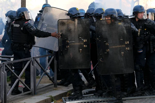 Αστυνομία Ταραχών Συγκρούστηκε Διαδηλωτές Κατά Διάρκεια Διαδήλωσης Εθνική Απεργία Εναντίον — Φωτογραφία Αρχείου